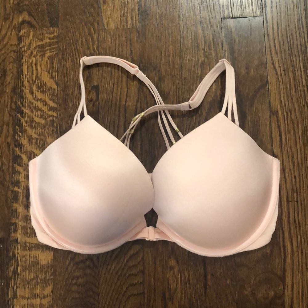 VS NWOT - 34DD Very Sexy Push-up w/front closure